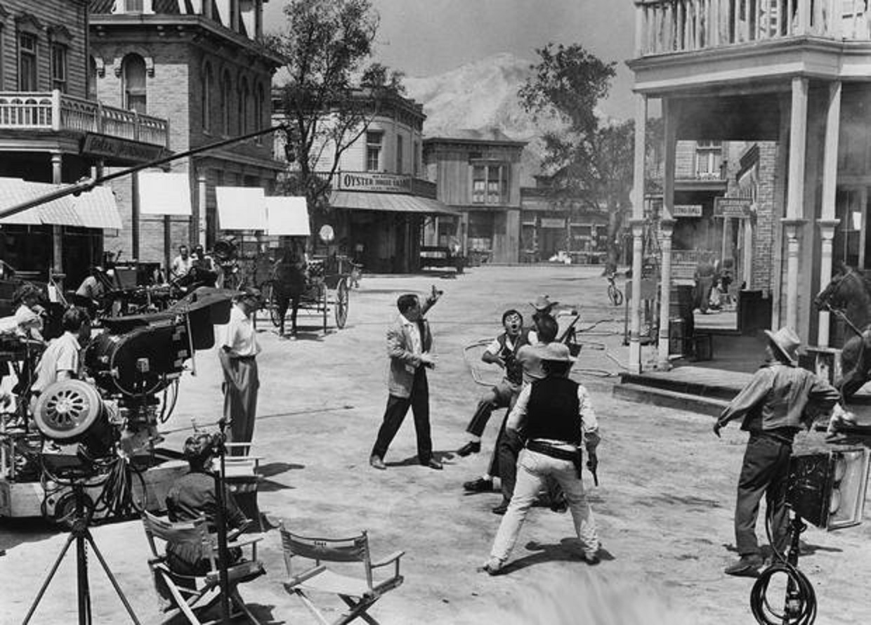 Paramount Western Street - Jerry Lewis Errand Boy, 1961