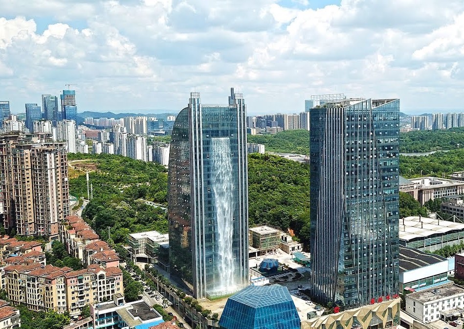 Guiyang City Skyscraper Fake Waterfall